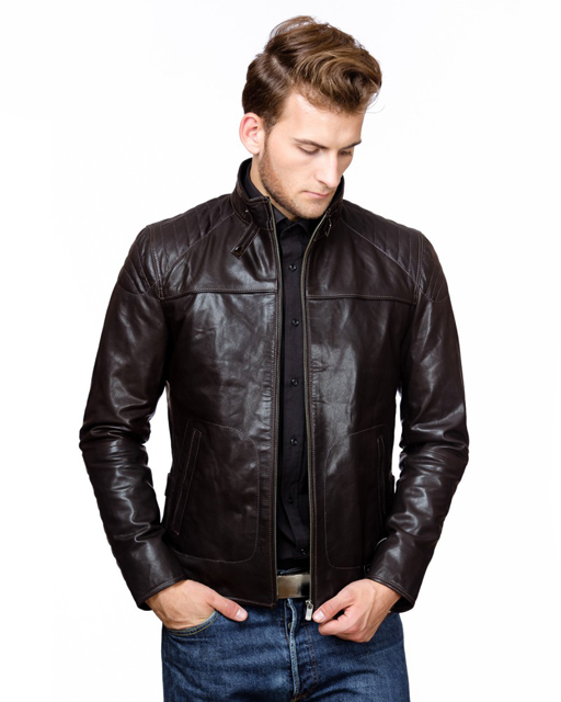 322b0d16-3b70-4141-aa70-823e94ec7054-800x1000