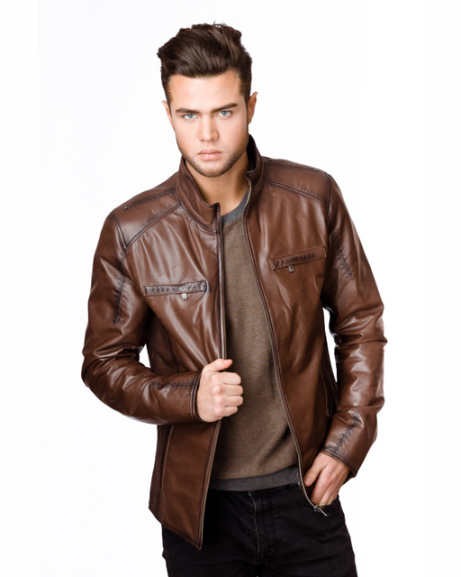 70ed470a-61f3-4606-85fa-7bfabf30d343-800x1000