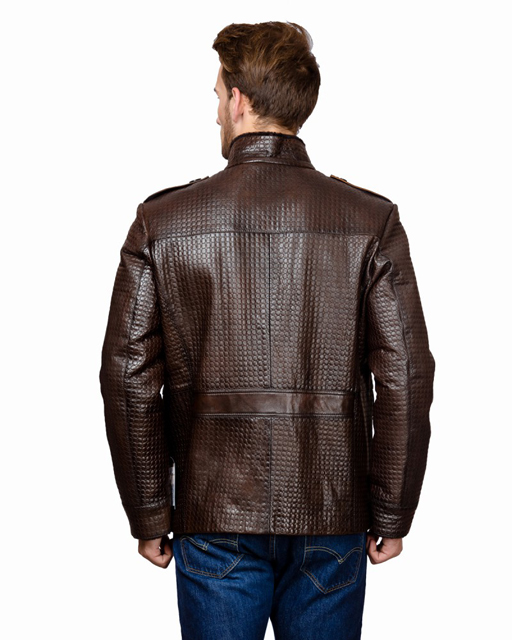 d34ddd1b-4fff-4c72-83d3-47fb74efeae8-800x1000