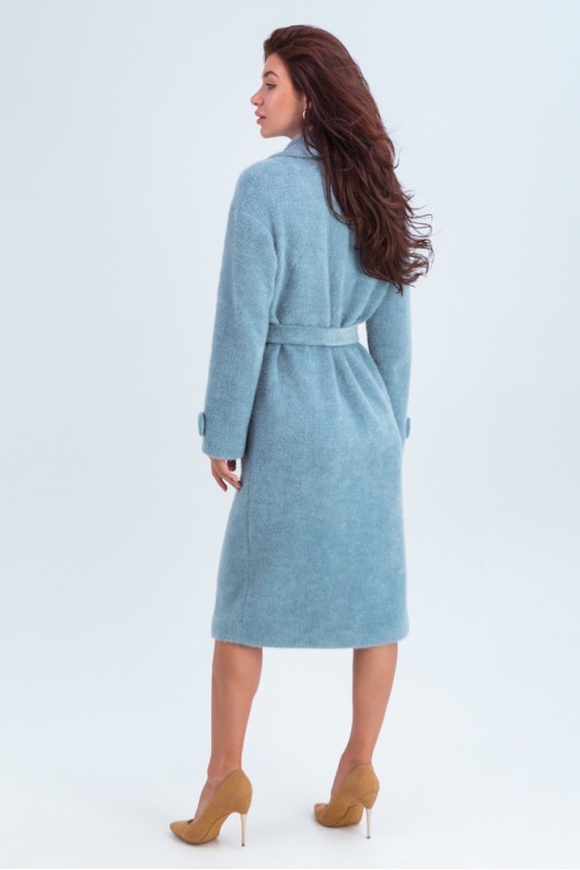 304_goluboy4-530x795